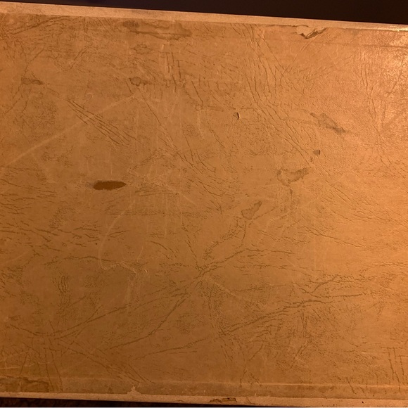 Vintage Two Tier Red Velvet Cream White Gold Flower Mirrored Jewelry Box - Picture 14 of 15